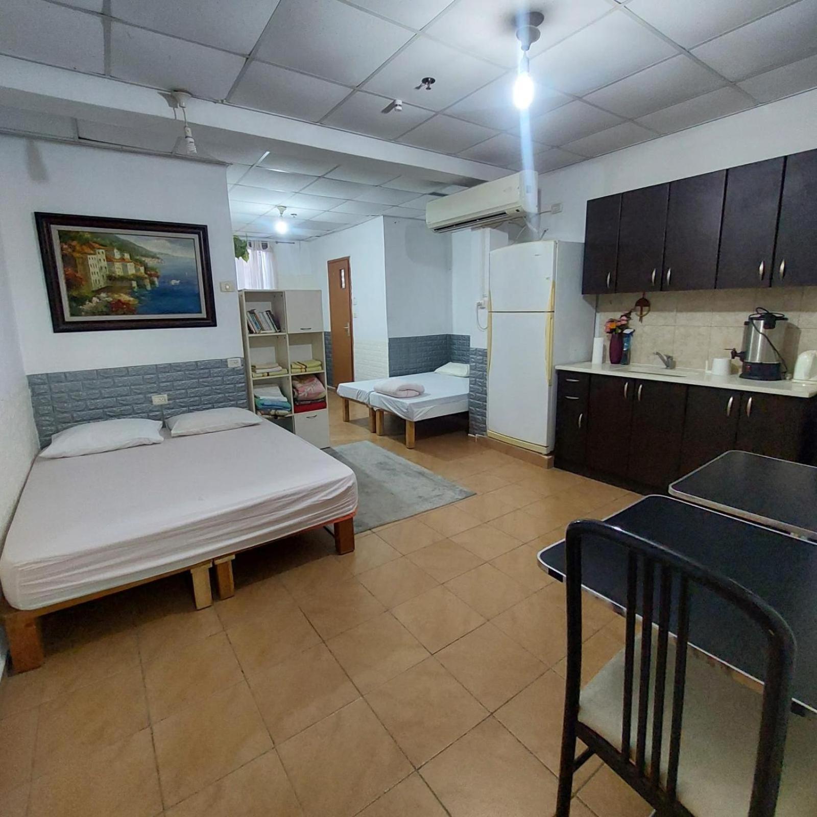 Star Guest- House Hotel Or Yehuda Екстериор снимка