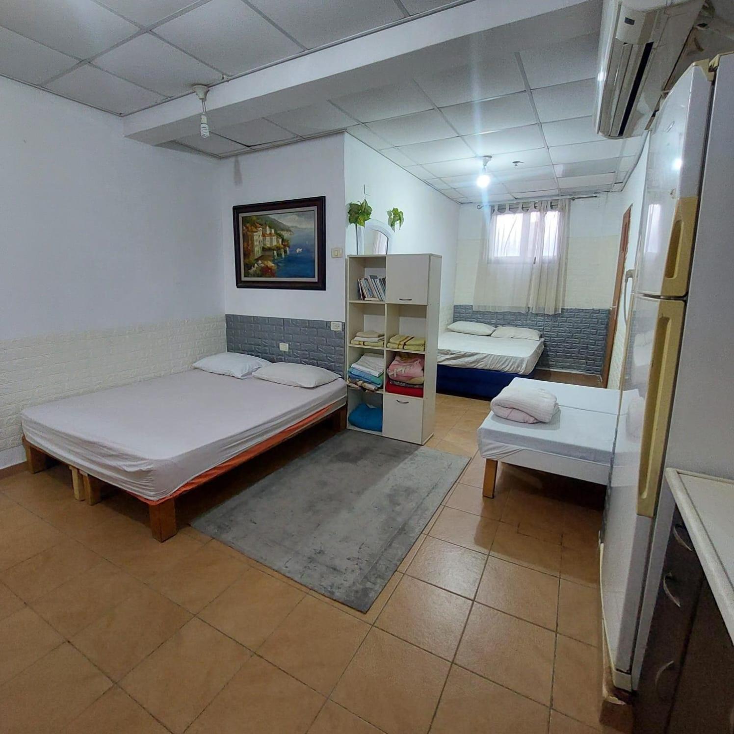 Star Guest- House Hotel Or Yehuda Екстериор снимка